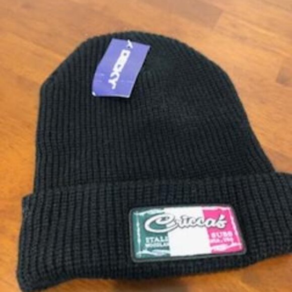 Decky Criccas Black Beanie Hat OS NWT. - Picture 2 of 9